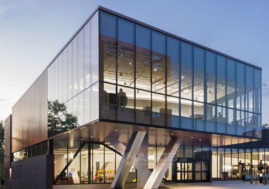 分析玻璃幕墙的优弊端，值得一看！