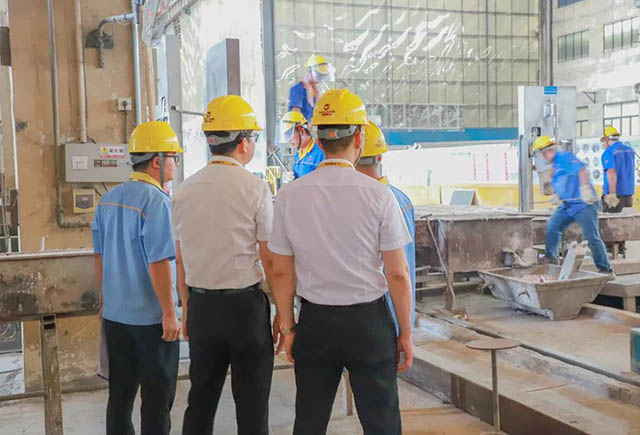 演练起头前，各部门积极做好筹备工作