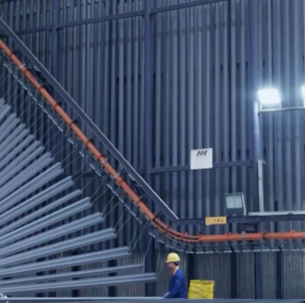 经过一代人实事求是的发展，在新一代“铝”行人的索求下，佛山铝型材将走向何方?