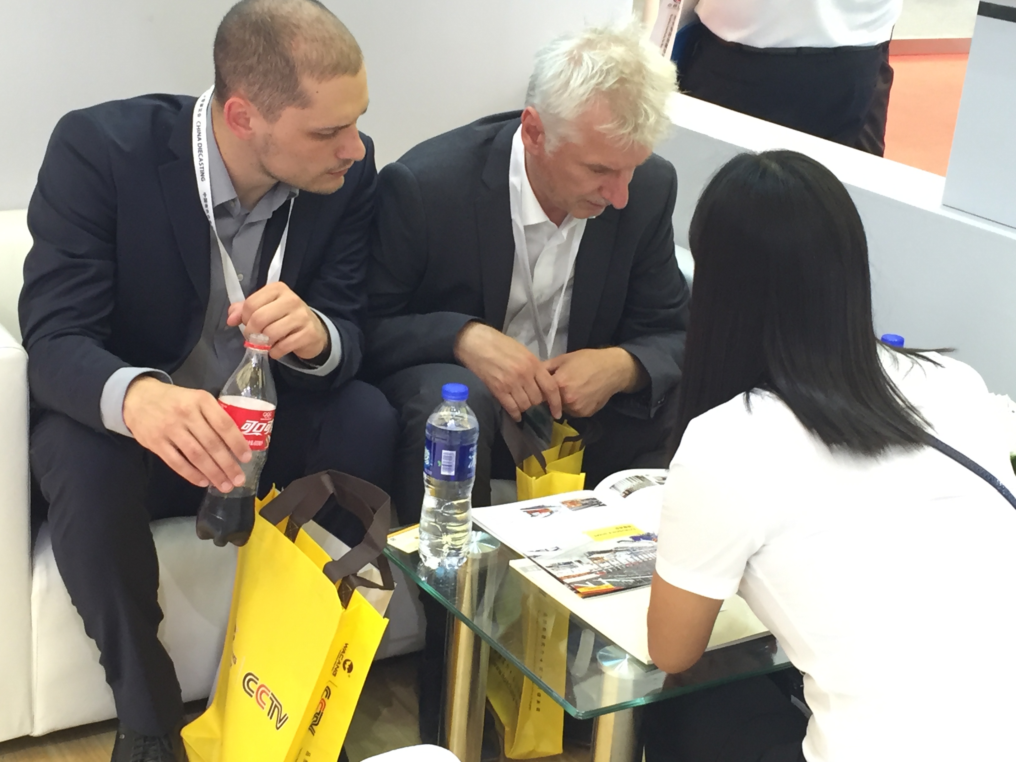 4008云顶集团(国际)股份有限公司