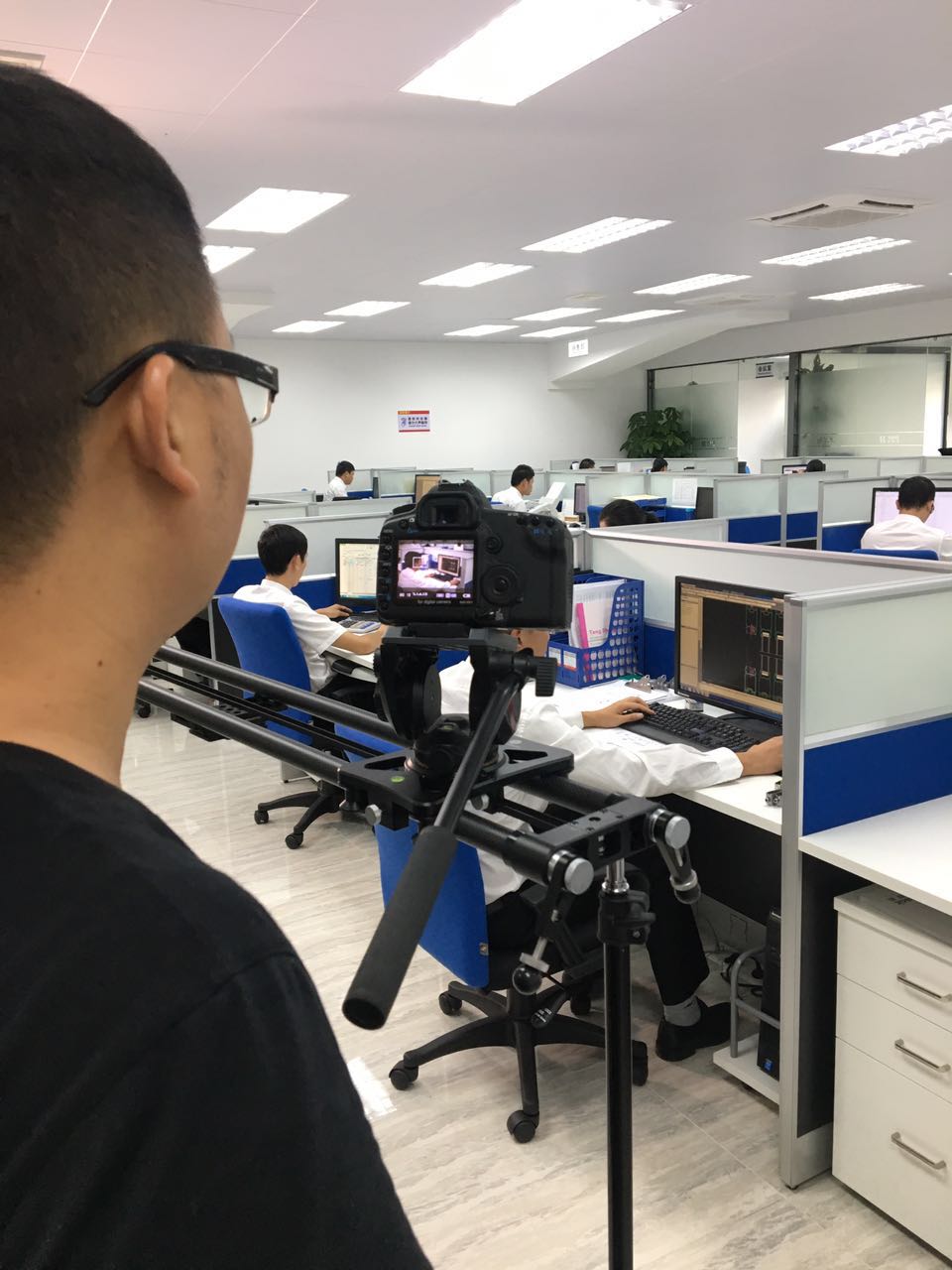 4008云顶集团(国际)股份有限公司